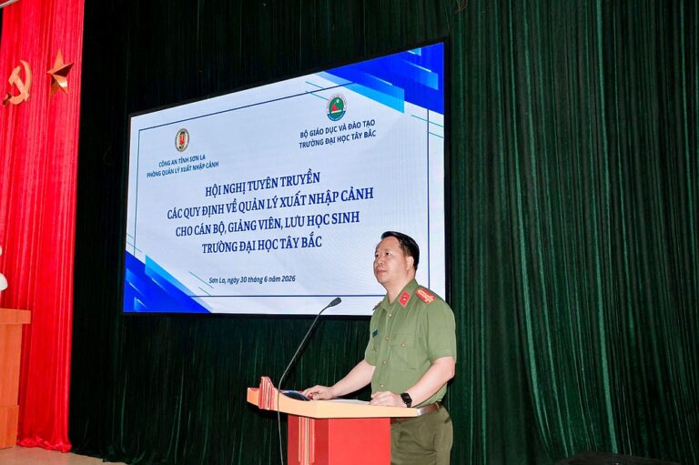 Trường Đại học Tây Bắc phối hợp tổ chức Hội nghị tuyên truyền các quy định về quản lý xuất nhập cảnh