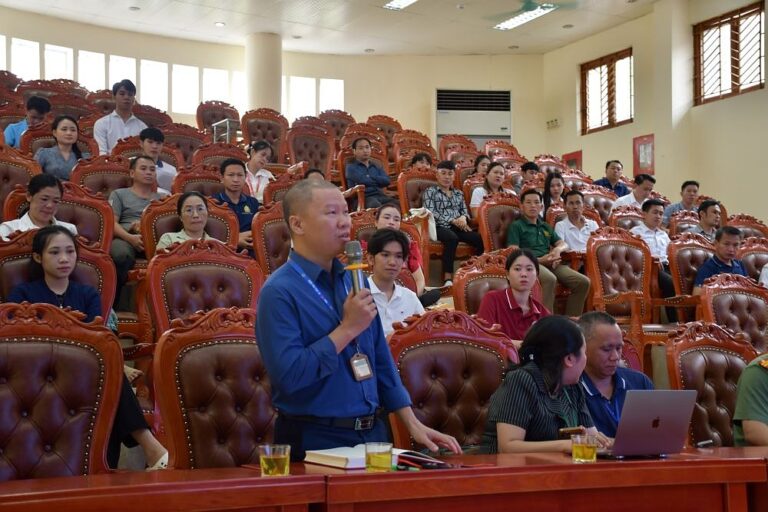 Trường Đại học Tây Bắc phối hợp tổ chức Hội nghị tuyên truyền các quy định về quản lý xuất nhập cảnh