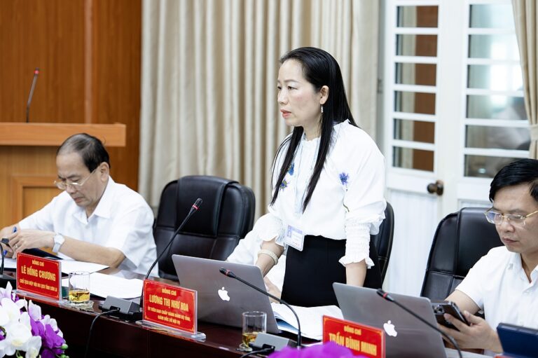 Chủ tịch UBND tỉnh Sơn La làm việc với Trường Đại học Tây Bắc