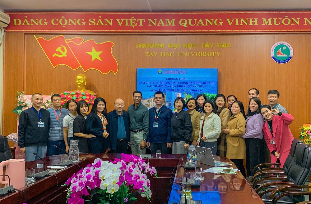 Tay Bac University works with experts from the University of Adelaide (Australia) and the Northern Mountainous Agriculture and Forestry Science Institute