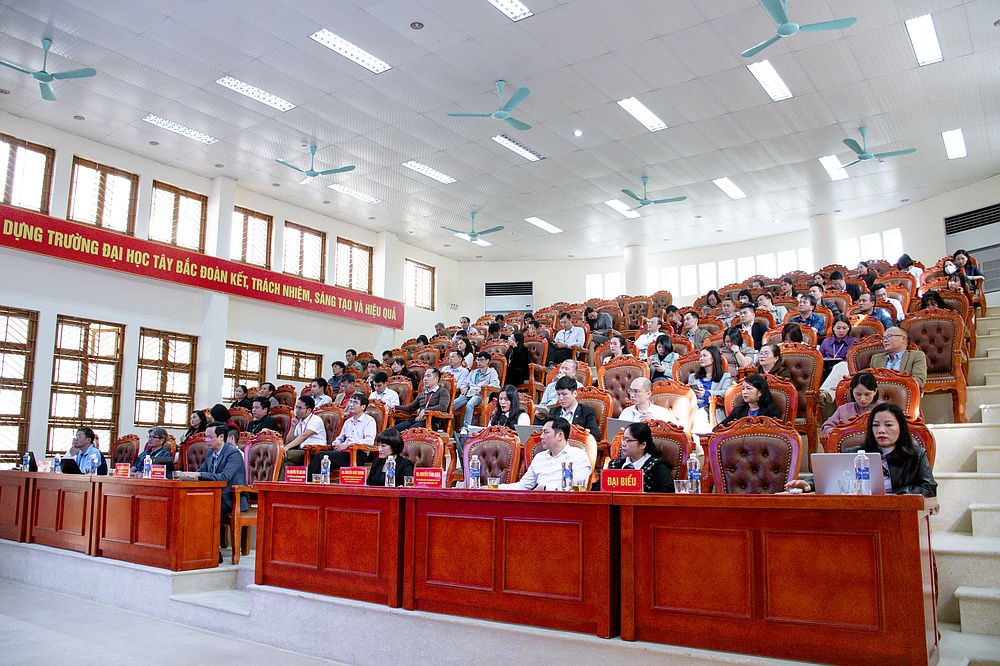 Hội nghị báo cáo chuyên đề “Trường Đại học Tây Bắc bắc trong bối cảnh chuyển đổi số gắn với phát triển kinh tế số của tỉnh Sơn La”