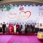 Đêm nhạc hội “Vang mãi thanh xuân”