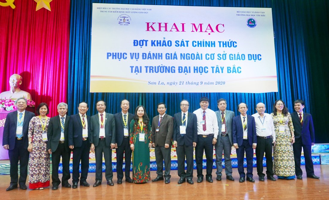 Khai mạc đợt khảo sát chính thức phục vụ đánh giá ngoài cơ sở giáo dục tại Trường Đại học Tây Bắc