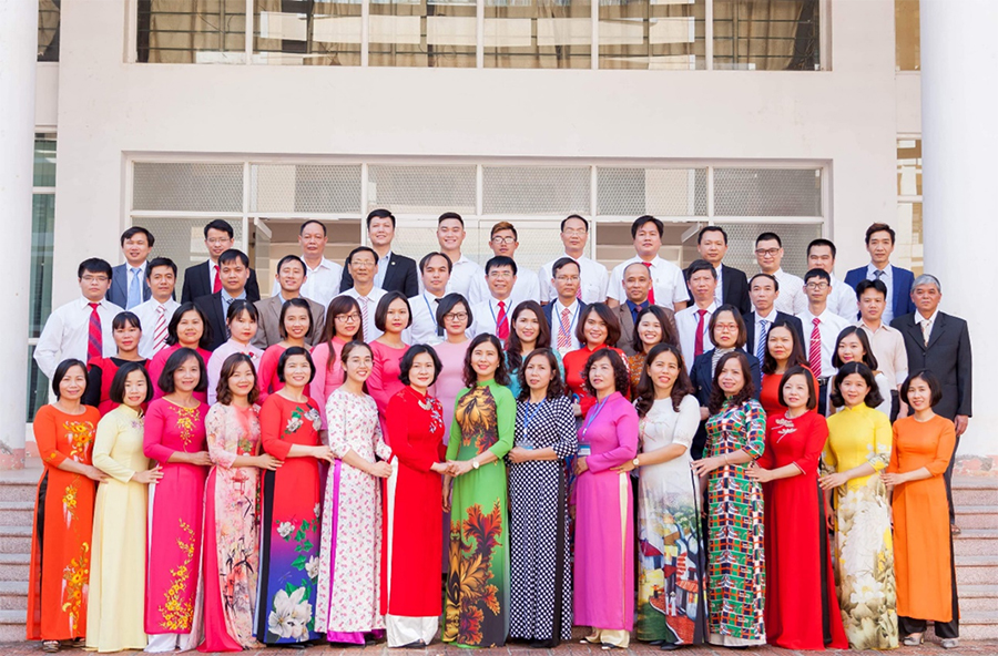 Khoa Khoa học Tự nhiên – Công nghệ 60 năm xây dựng, trưởng thành và phát triển