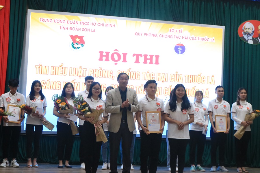 Hội Sinh viên Trường Đại học Tây Bắc giành giải ba tại Hội thi tìm hiểu luật phòng, chống tác hại của thuốc lá