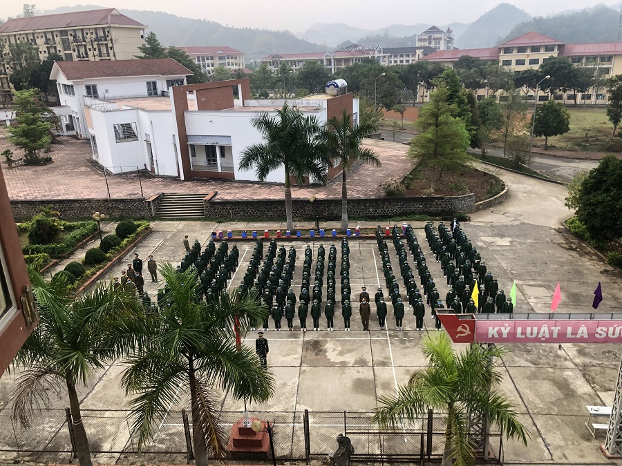 Trung tâm Giáo dục Quốc phòng và An ninh Trường Đại học Tây Bắc triển khai giảng dạy cho sinh viên Trường Cao đẳng Sư phạm Điện Biên