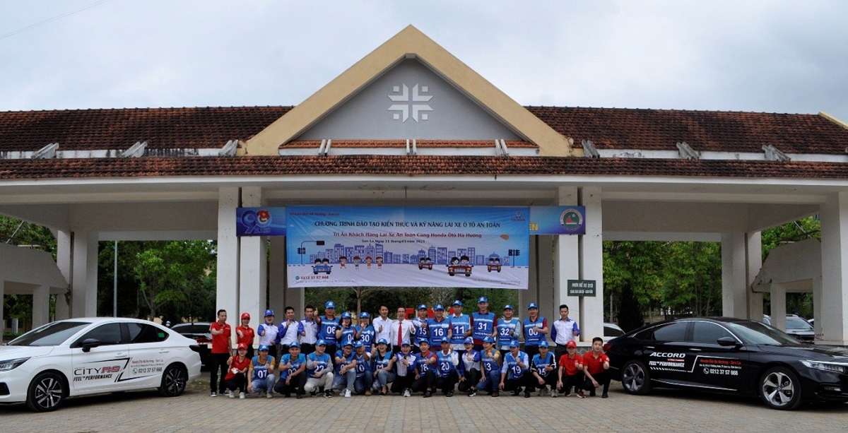 Đại lý Honda Ô tô Hà Hường Sơn La tổ chức Chương trình đào tạo kiến thức và kỹ năng lái xe an toàn tại Trường Đại học Tây Bắc