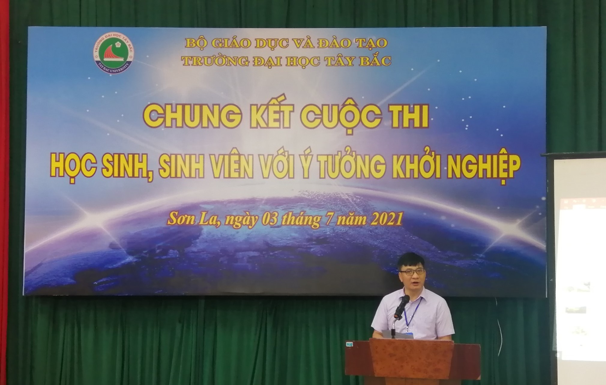 Chung kết cuộc thi học sinh, sinh viên với ý tưởng khởi nghiệp năm 2021 tại Trường Đại học Tây Bắc