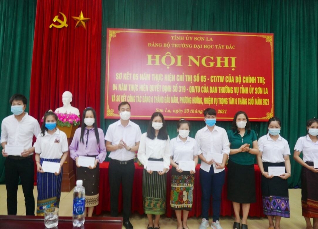 Đảng bộ Trường Đại học Tây Bắc tổ chức Hội nghị Sơ kết 05 năm thực hiện Chỉ thị số 05-CT/TW của Bộ Chính trị và 04 năm thực tiện Quyết định số 319-QĐ/TU của Ban Thường vụ tỉnh ủy; Sơ kết 6 tháng đầu năm 2021 – Phương hướng, nhiệm vụ 6 tháng cuối năm 2021