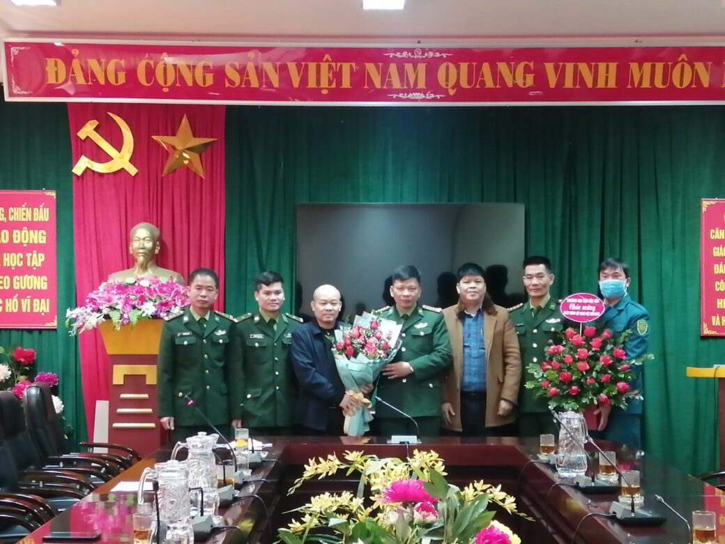 Tọa đàm chào mừng kỷ niệm 77 năm ngày thành lập Quân đội nhân dân Việt Nam và ngày Quốc phòng toàn dân (22/12/1944 – 22/12/2021) tại Trường Đại học Tây Bắc