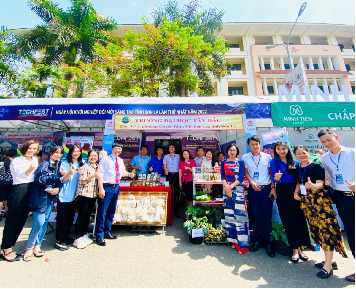 Ngày hội Khởi nghiệp đổi mới sáng tạo Sơn La lần thứ nhất - Techfest Sơn La 2022 tại Trường Đại học Tây Bắc