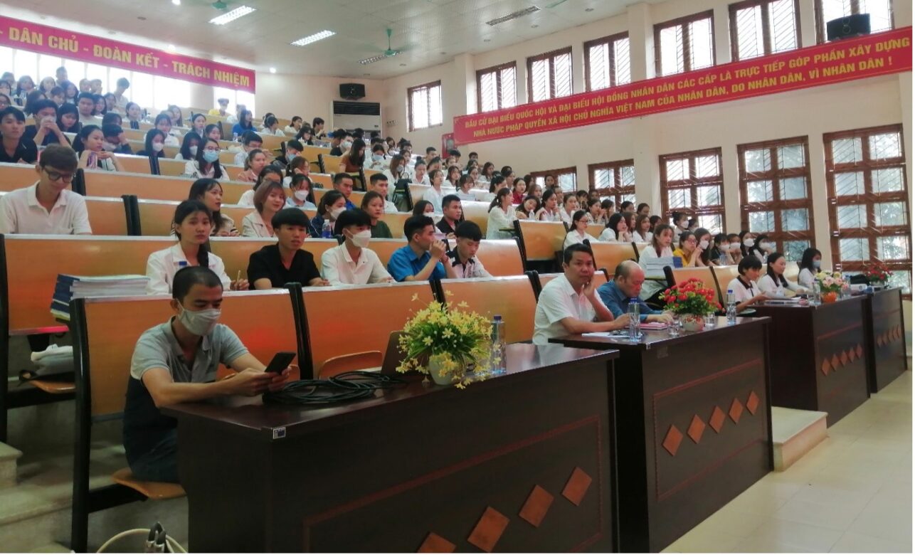 Lớp bồi dưỡng đối tượng kết nạp Đảng năm 2022