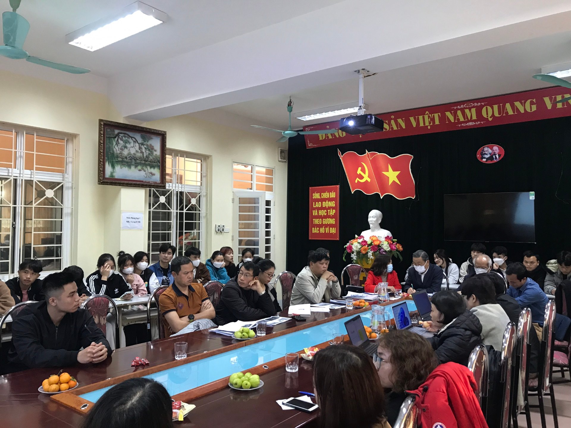 Seminar "Xây dựng mô hình cải thiện sinh kế thông qua hoạt động giới thiệu du lịch nông nghiệp đến các bản dân tộc thiểu số vùng đồi núi tỉnh Sơn La, Việt Nam"