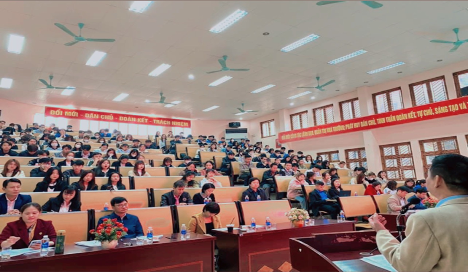 Hội nghị gặp gỡ, đối thoại giữa lãnh đạo Nhà trường với sinh viên năm học 2022 – 2023