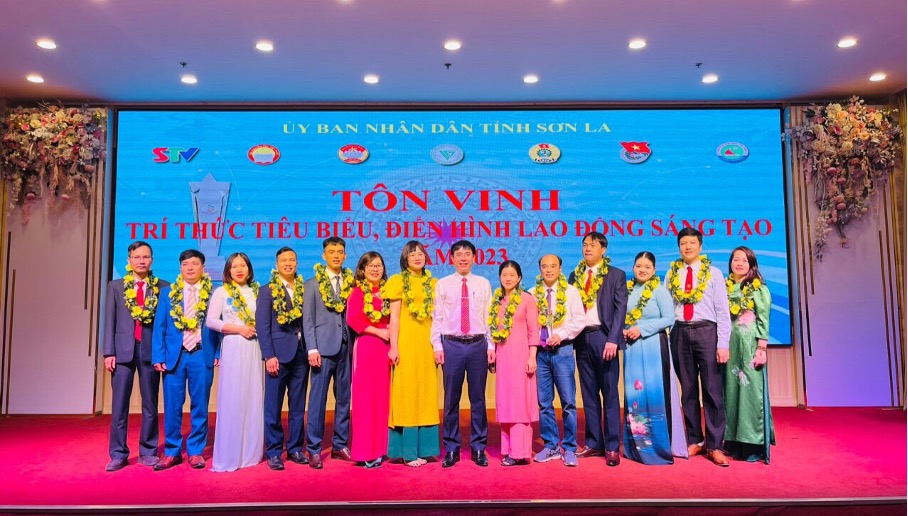 Lễ tôn vinh trí thức tiêu biểu, điển hình lao động sáng tạo tỉnh Sơn La năm 2023