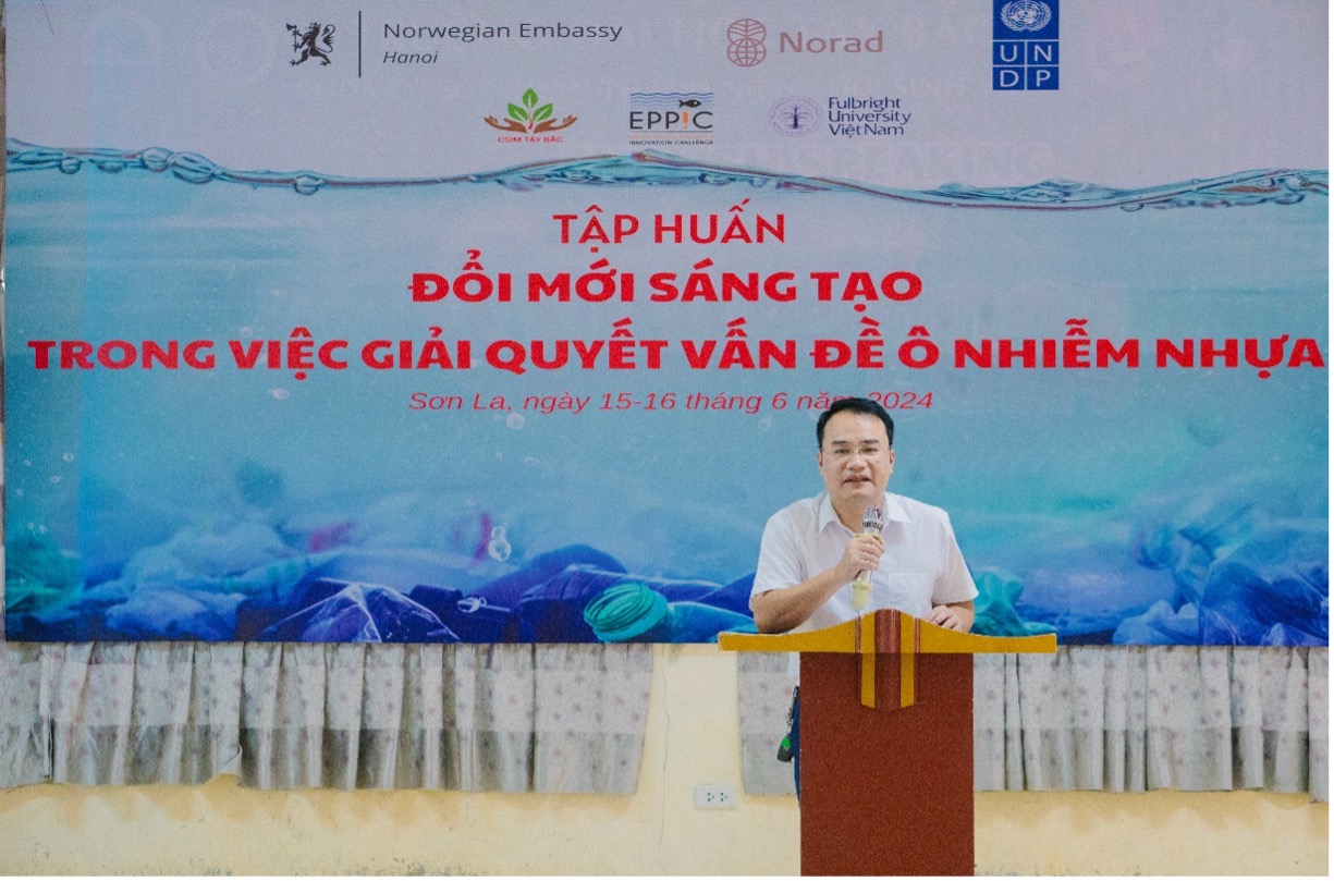 Chương trình tập huấn “Đổi mới sáng tạo trong giải quyết ô nhiễm nhựa” tại Trường Đại học Tây Bắc