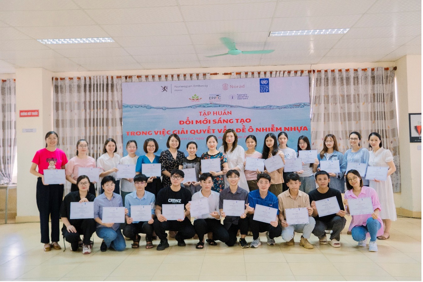 Chương trình tập huấn “Đổi mới sáng tạo trong giải quyết ô nhiễm nhựa” tại Trường Đại học Tây Bắc