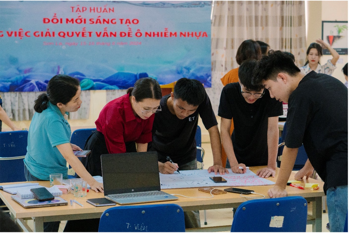 Chương trình tập huấn “Đổi mới sáng tạo trong giải quyết ô nhiễm nhựa” tại Trường Đại học Tây Bắc