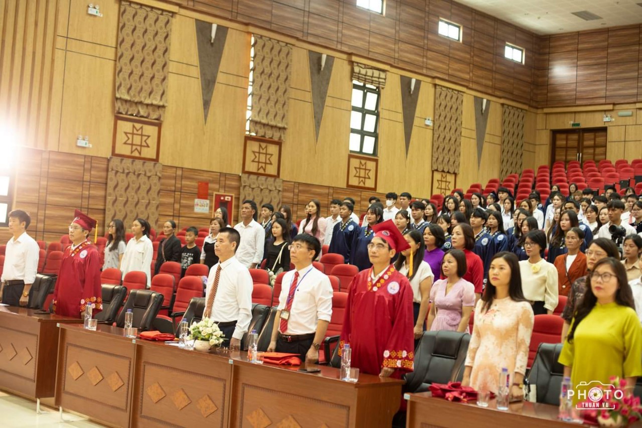 Trường Đại học Tây Bắc tổ chức Lễ Bế giảng và trao bằng cử nhân năm học 2023 - 2024