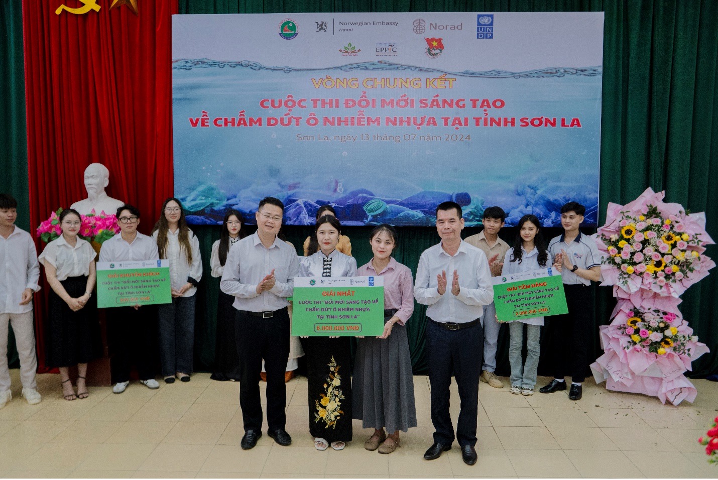 Chung kết cuộc thi đổi mới sáng tạo về chấm dứt ô nhiễm nhựa tại tỉnh Sơn La