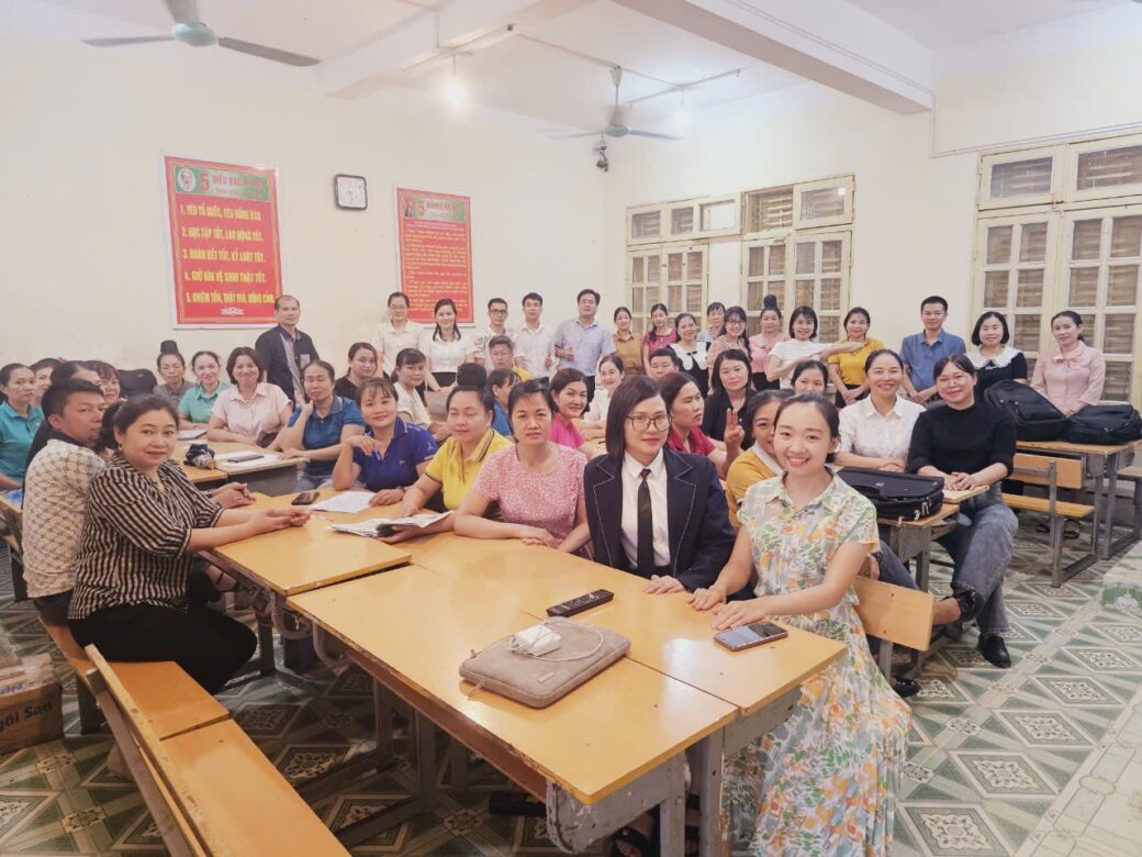 Trường Đại học Tây Bắc tập huấn, bồi dưỡng giáo viên THCS tại huyện Mai Sơn