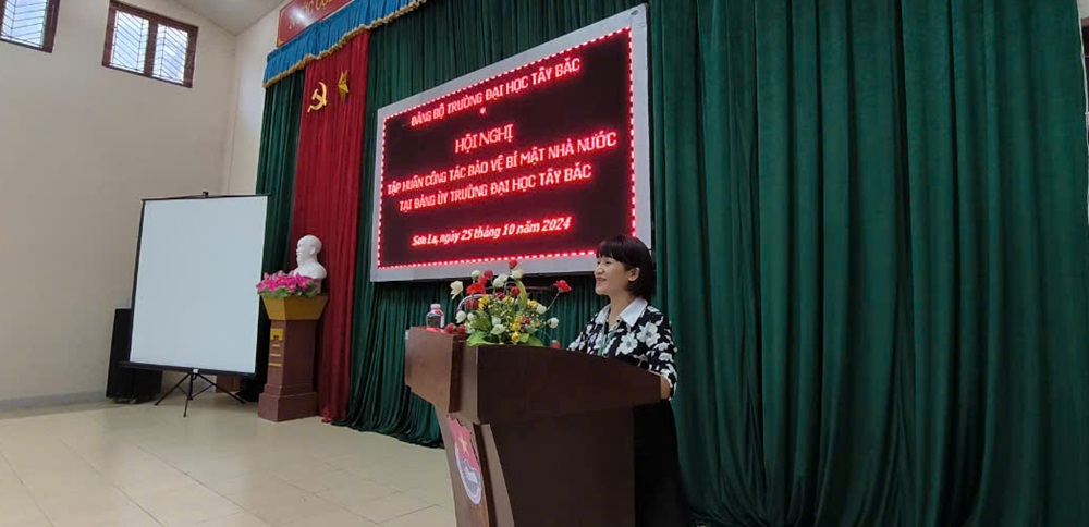 Hội nghị tập huấn công tác bảo vệ bí mật Nhà nước tại Đảng ủy Trường Đại học Tây Bắc