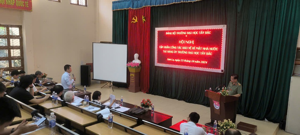 Hội nghị tập huấn công tác bảo vệ bí mật Nhà nước tại Đảng ủy Trường Đại học Tây Bắc