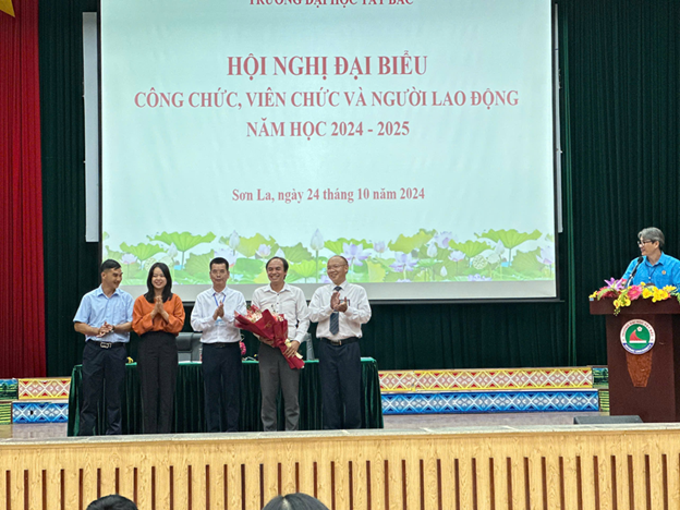Hội nghị Đại biểu công chức, viên chức người lao động năm học 2024 - 2025 tại Trường Đại học Tây Bắc