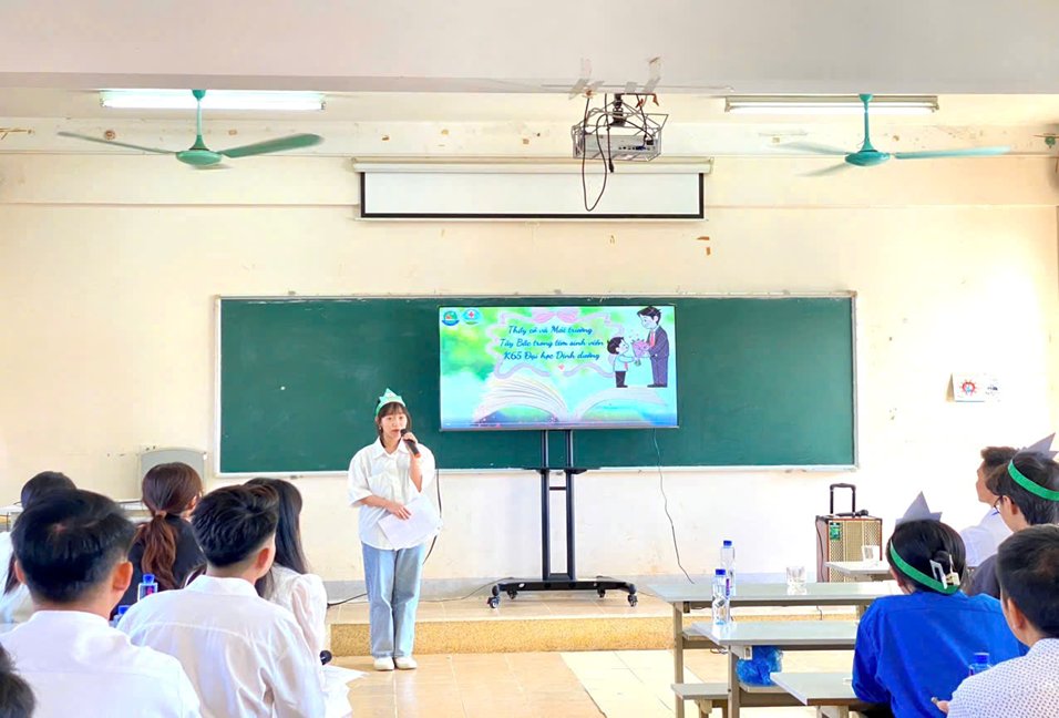 Hội nghị học tốt kỷ niệm ngày Nhà giáo Việt Nam 20/11 của bộ môn Vật lý và bộ môn Dinh dưỡng – Tiết chế năm học 2024 - 2025