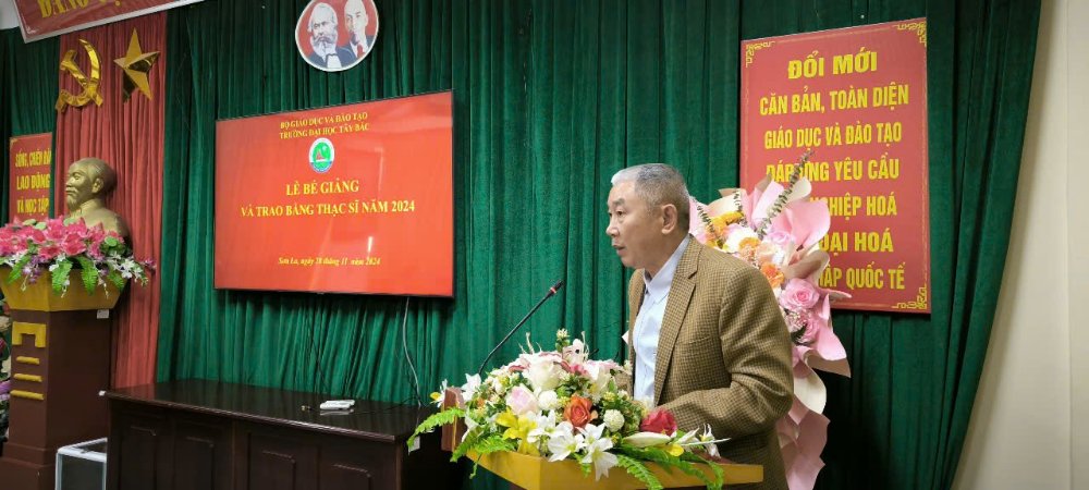Trường Đại học Tây Bắc tổ chức Lễ Bế giảng và trao bằng Thạc sĩ năm 2024
