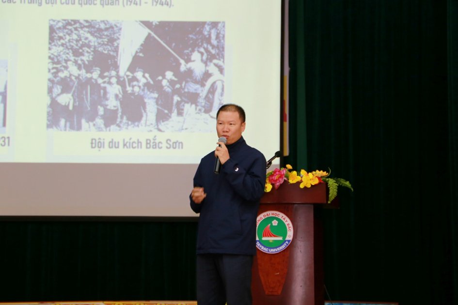 Chương trình báo cáo chuyên đề kỷ niệm 80 năm ngày thành lập Quân đội nhân dân Việt Nam (22/12/1944 - 22/12/2024)