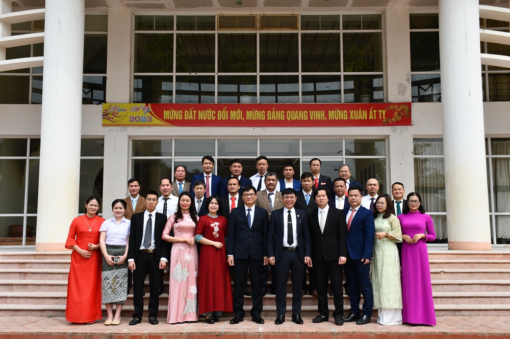 Đại hội Chi bộ Công tác chính trị – Quản lý người học, Trường Đại học Tây Bắc